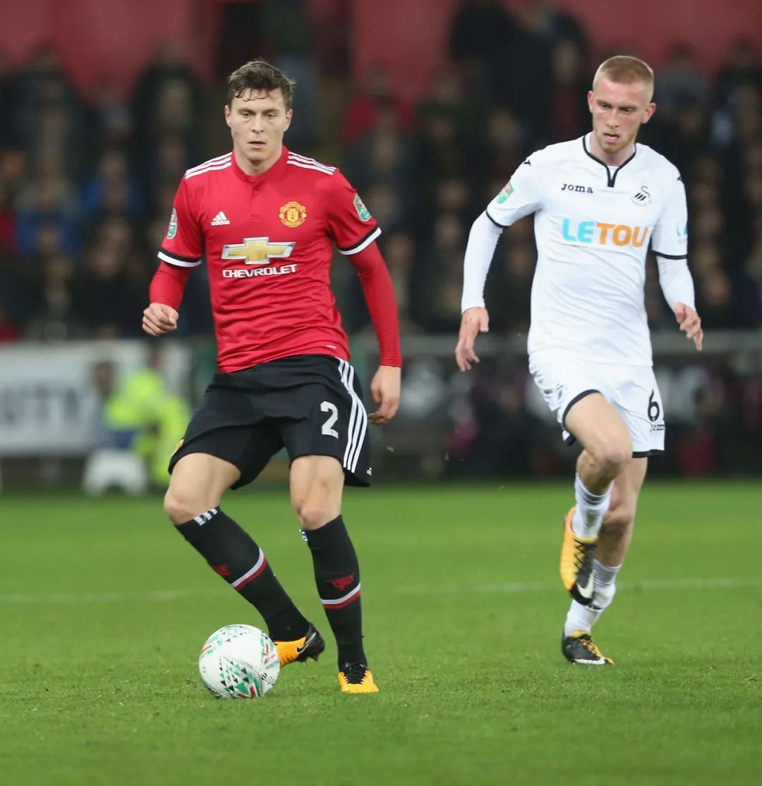 与球迷互动 与球迷互动